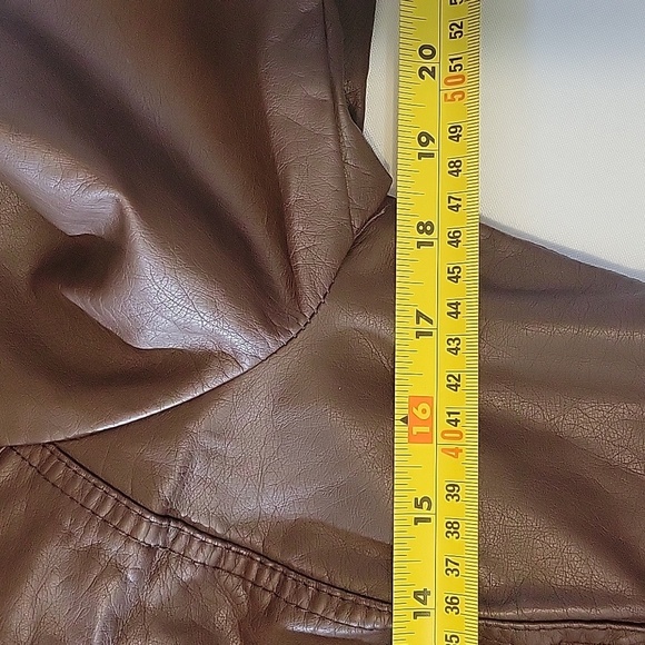 Ambiance Women's Brown Faux Leather Jacket Size Large - Picture 9 of 10